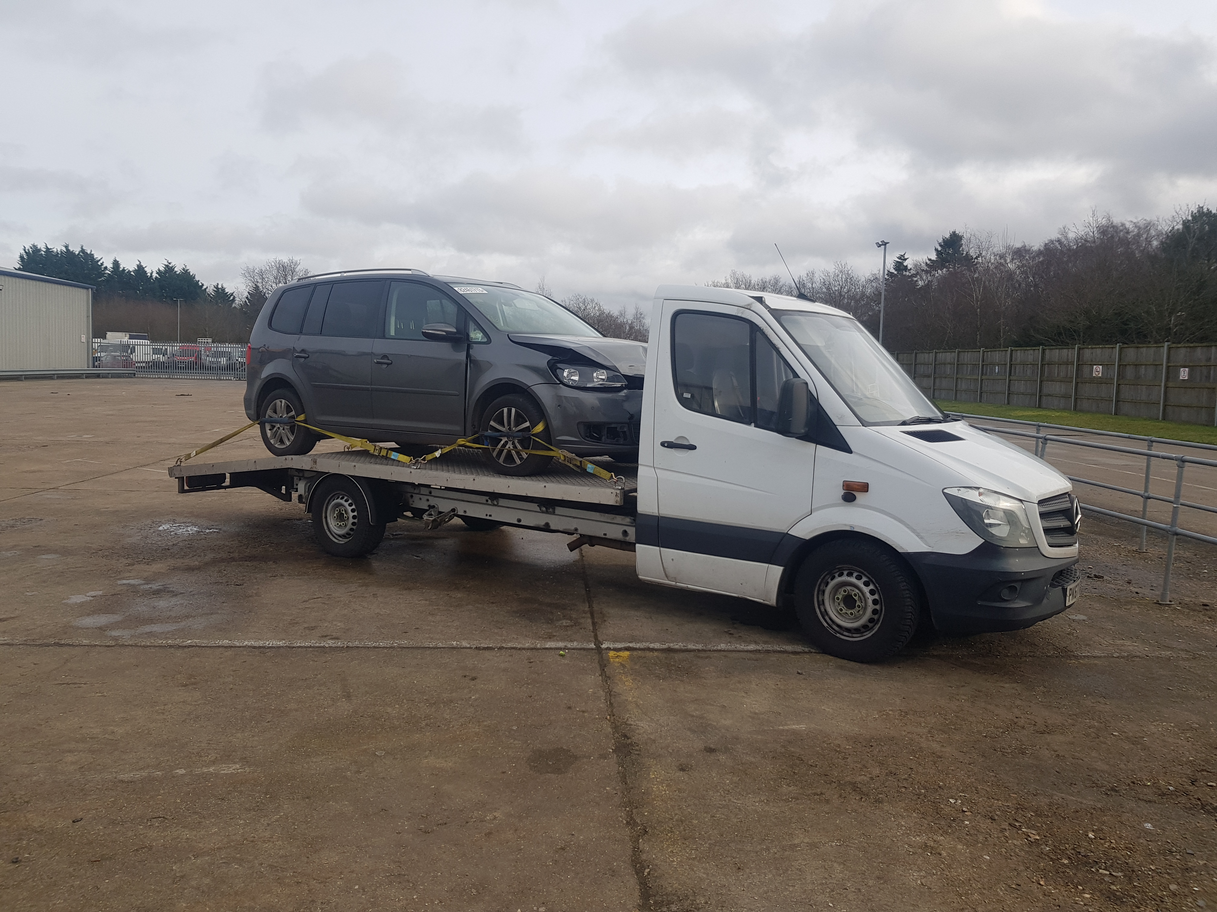 LP Vehicle Recovery on the Car Carry Transport HUB