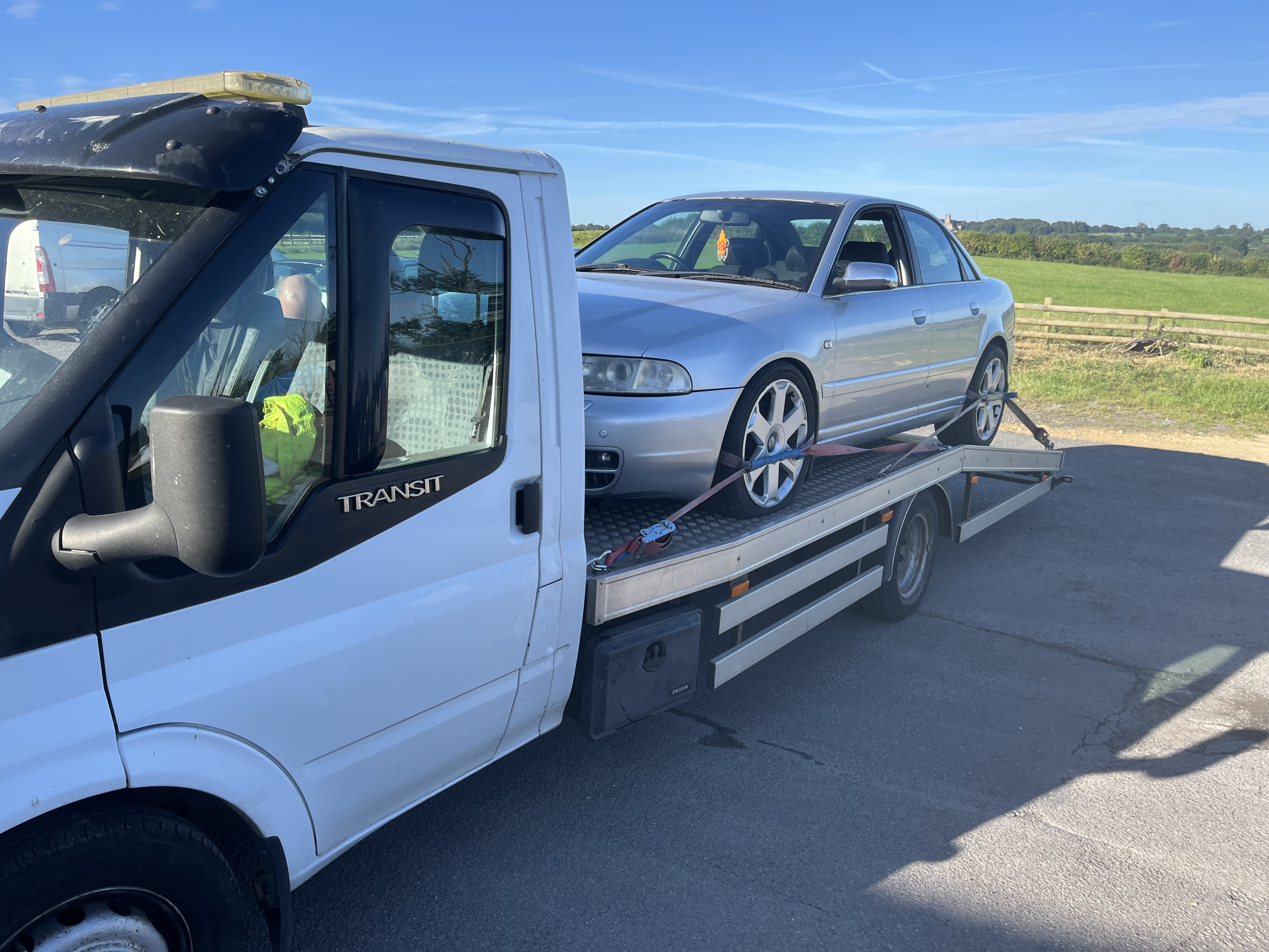 G&amp;D247 Recovery  on the Car Carry Transport HUB